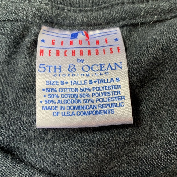 New York Yankees tee size small 5th & Ocean - Picture 3 of 3